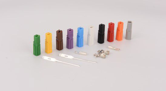 如何防止電源連接器端子腐蝕？?